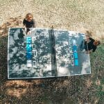 Rafael Bridi Instagram - Diversão no parque Encontrar amigos, capturar momentos, explorar a criatividade e acima de tudo se divertir Esse é o espírito no evento de lançamento da GoPro 12 Black da @goprobr Reunimos toda a família no Ibirapuera aqui em São Paulo pra apresentar essa câmera de ação que, mais uma vez, veio pra revolucionar a maneira de se capturar as ações nos mais diferentes ângulos e possibilidades. Eu aproveitei pra explorar umas posições diferente e também pra curtir bastante o self slack com truques estáticos E aí qual momento você mais curtiu? Tem alguma dúvidas das novas funções da Hero 12? #goprobr #gopro12br #ibirapuera #saopaulo #goprohero