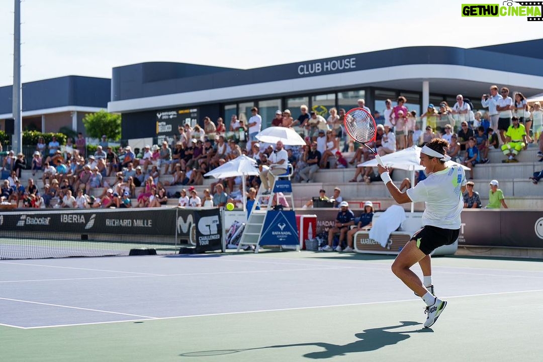 Rafael Nadal Instagram - Enhorabuena @hamadmedjedovic por ganar el #RafaNadalOpen by Movistar, a los jugadores de la academia por su gran actuaciΓ³n y a @danirinconn_ por llegar a otra semifinales ππ» Gracias a todos los jugadores, aficionados y patrocinadores que han ayudado a que este torneo @atpchallengertour siga creciendo en la @rafanadalacademy. En especial a @movistar_es por vuestro gran apoyo ππ» πΎ @atpchallengertour π² @movistar_es π @kia.worldwide π @nike πΎ @babolat πͺπΌ @cantabrialabs_esp π @sportssantander π₯ @lg_espana βοΈ @amstel_es π @viva.sir πͺπΈ @rfetenis βοΈ @richardmille π₯ @quironsalud Β π¦ @bezoya_agua βοΈ @iberia Β Β Β π§ @waterdrop π @world2meet π₯ @indibarehab.es π¦ @la.menorquina ππ»ββοΈ @ibsa_derma πͺ§ @murprotect Β Β Β Β π·ββοΈ @talat.es_ π @roigmallorca Rafa Nadal Academy