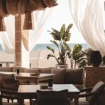 Rafael Nadal Instagram - Con este primer hotel ZEL en Mallorca, al igual que con el concepto que hemos creado para la marca, buscamos generar y compartir esos momentos de la vida de los que tanto disfruto. Todos sabéis que me gusta navegar, y sobre todo en el Mediterráneo; comer en la playa, en un chiringuito o en beach club y relajarme mientras paso tiempo con amigos y familia, sintiéndome en casa. Para mí esto es lo más importante y lo que quería transmitir con el proyecto ZEL. Creo que lo hemos conseguido. #BornInTheMed #ZelHotels