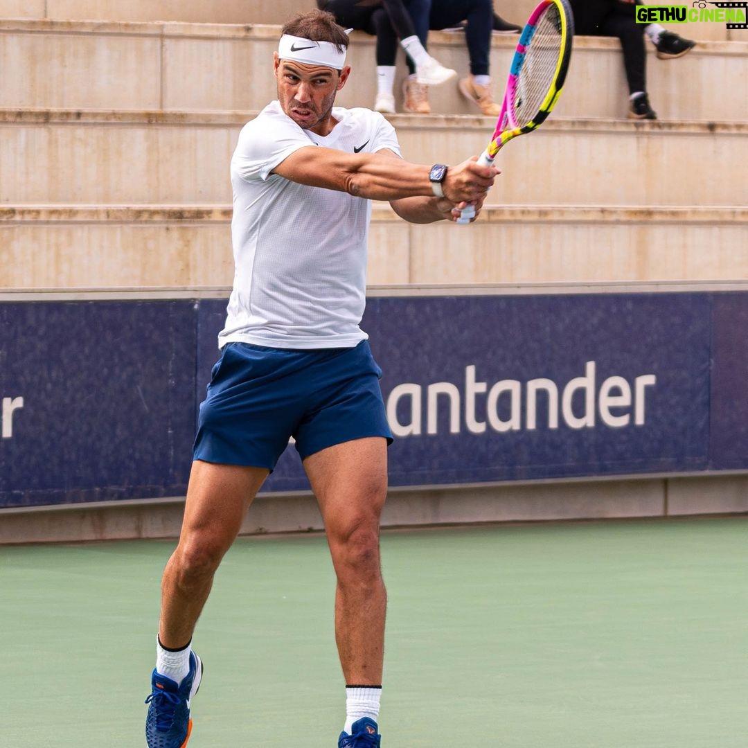 Rafael Nadal Instagram - Great practice today with @jl_struff 👏💪 Thanks and vamos! Rafa Nadal Academy