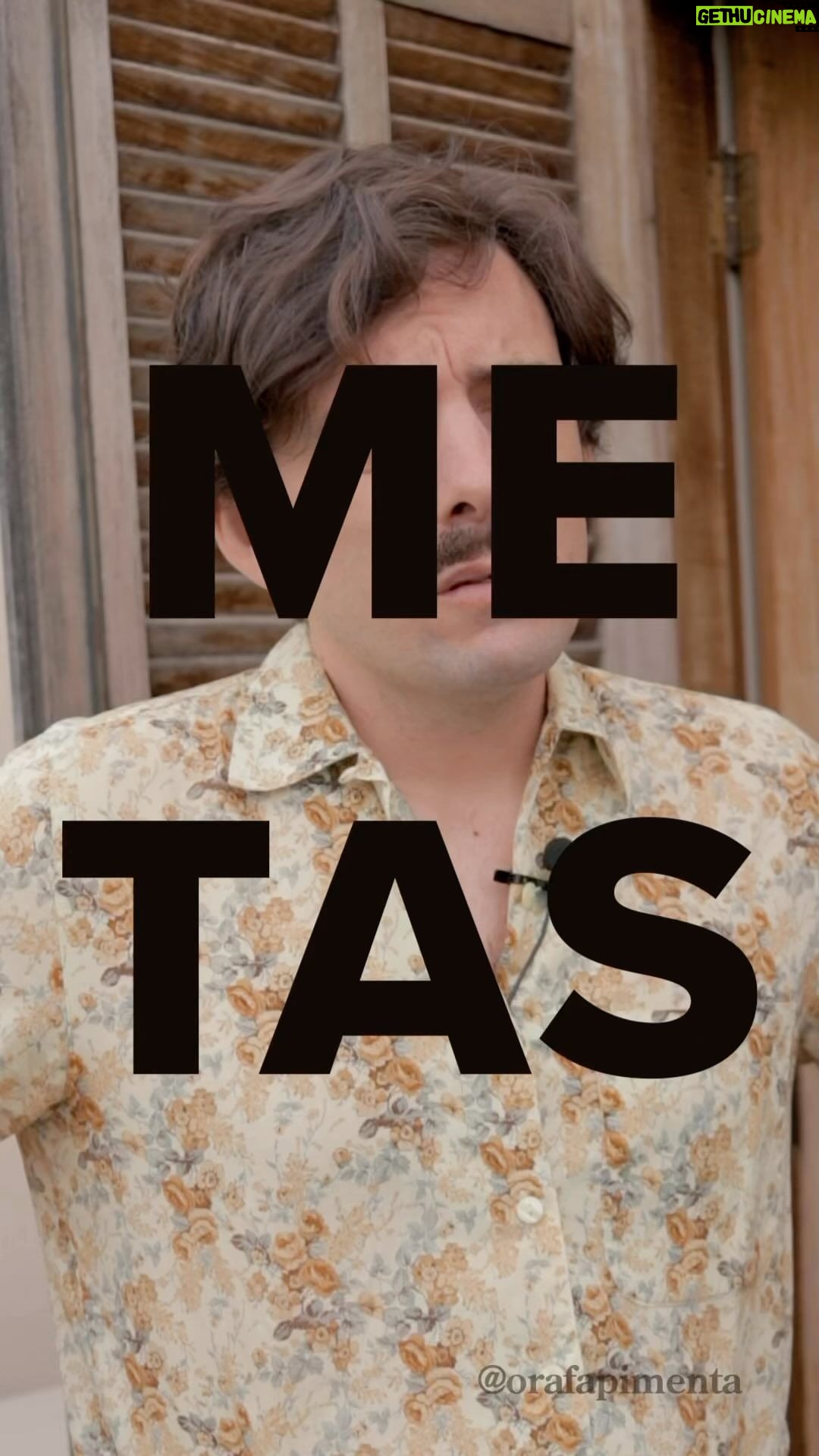 Rafael Pimenta Instagram - O ano só se inicia quando uma lista de de metas realista e sincera é feita. Com vocês, a minha lista de metas para 2023 (parte 4)! Elenco: Rafael Pimenta Roteiro: Rafael Pimenta Edição: Guilherme Souza #rafaelpimenta #esquetes #humor #anonovo #metas2023