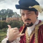 Rafael Pimenta Instagram – nunca foi sorte, sempre foi conspiração contra a monarquia #aristogato #burguesia #revolução