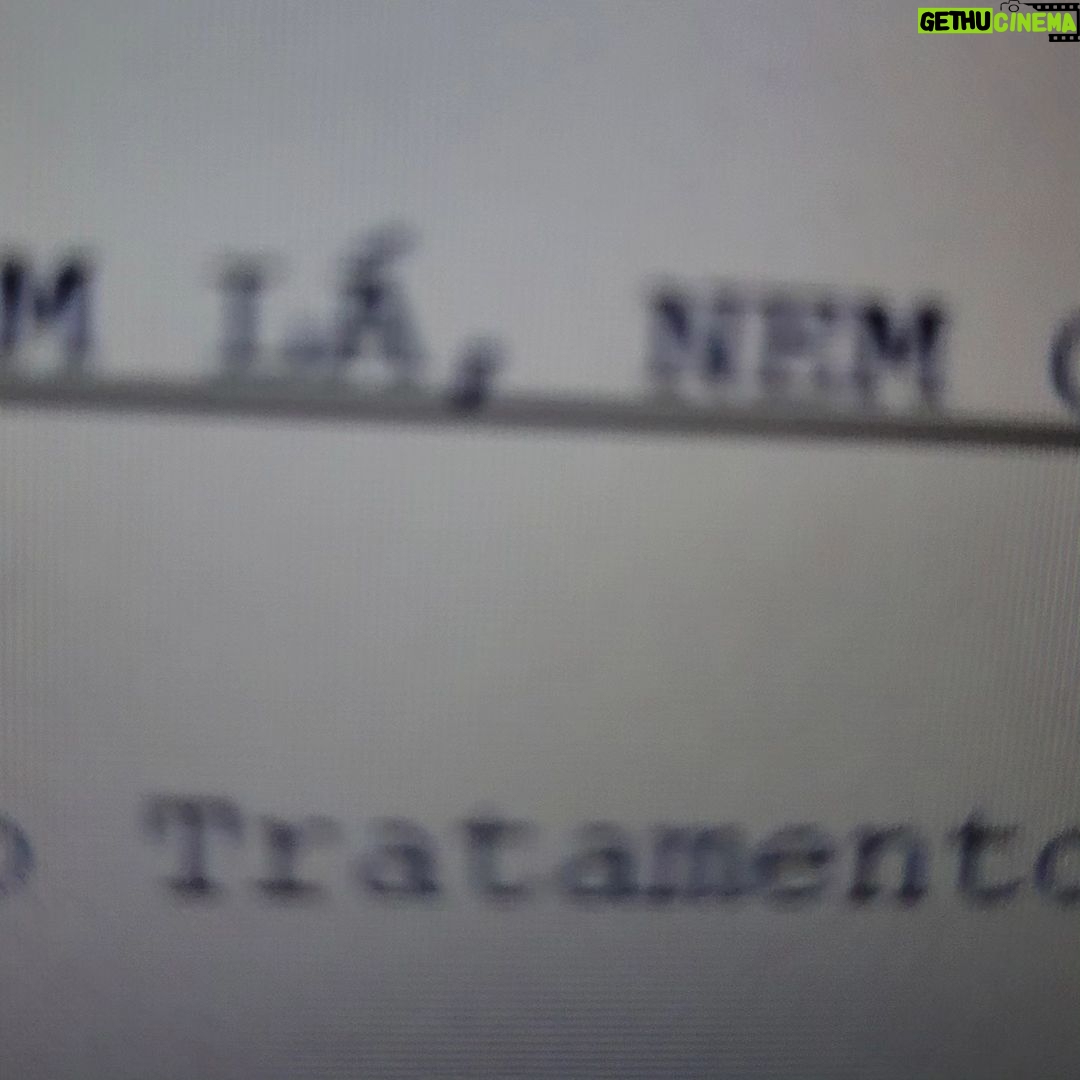 Rafael Pimenta Instagram - Fiz um balanço de 2023 e juntei umas imagens que dão uma boa resumida. Algumas lembranças ficaram de fora por falta de imagem, outras por sigilo, e outras ainda por privacidade. Mas o que importa é que no fim das contas o 1o ano sem medo de covid foi bom. 1 - shows por esse Brasilzão 2 - vídeos que viralizaram 3 - a volta do @serienecropolis no canal Brasil e Globoplay 4 - publicação do meu texto escrito dentro do Núcleo de Dramaturgia do Sesi SP 5 - o núcleo de dramaturgia do @ibt.teatro 6 - o lançamento do nosso podcast @supernormalpod 7 - as pedrinhas do rim que se foram 8 - e meu primeiro papel protagonista em um longa (assinando roteiro) que começamos a gravar em janeiro