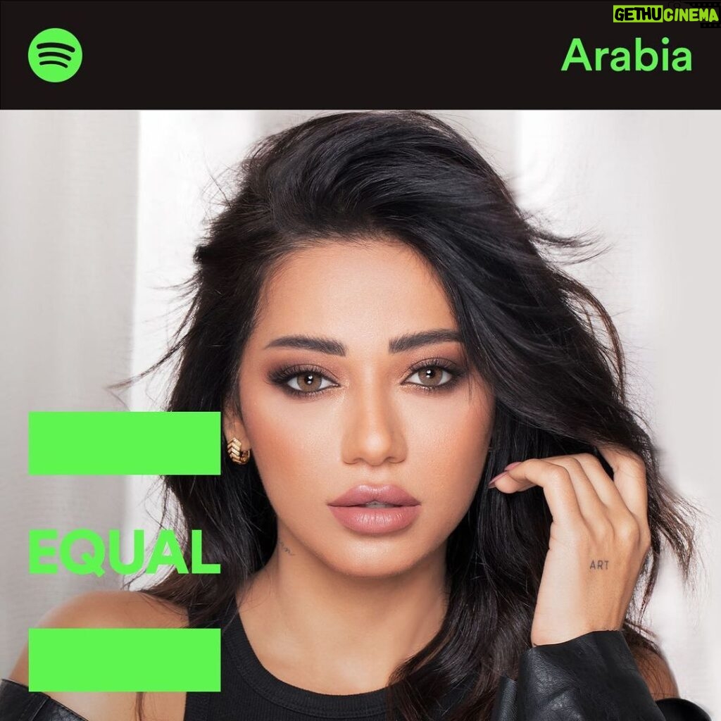 Rahma Riyad Instagram - . 🥁🥁🥁 سفيرة شهر أكتوبر لـ EQUAL Arabia هي الفنانة #رحمة_رياض 💚😍💚 اكتشفوا أجدد أغانيها مع أقوى وأحلى الأصوات النسائية العربية من اللينك في البايو.