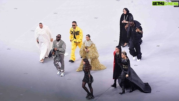Rahma Riyad Instagram - #Qatar, thank you for being the best host, #FIFA for choosing me and for this amazing World Cup ... Thanks to my team and to everyone who was there..❤️ كلي فخر اني قدرت امثل بلدي العراق في حدث من أعظم الأحداث عالميًا 🇮🇶 شكرًا لدولة قطر على هذا التنظيم الخيالي 🇶🇦 #RahmaRiad | #رحمة_رياض