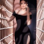 Rahma Riyad Instagram - ‎شكرًا من كل قلبي لأقوى فريق عمل قدمتو النا موسم رائع بكل المقاييس.. @mbciraqtv | @iraqidol ‎سعيدة جدًا بوجودي ضمن هيج فريق محترف وينطي من كل قلبه حتى يقدم المواهب العراقية بأجمل صورة.. كلمة شكر ما توفيكم حق تعبكم ومجهودكم الجبار.. أحبكم هواي وراح اشتاقلكم ❤️ @rebeccafgeagea | @eddykhoury7 | @almtv72 @kamiltanios | @emileslailaty @alibader7 | @wadihabiraad ‏‎#رحمة_رياض | #RahmaRiad ‏‎#عراق_ايدول | #iraqidol Mbc Studios