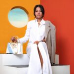 Rahma Riyad Instagram - Our love is white and blue. Find the color of your love with the new #PradaGalleria @prada اختاروا لونكم المفضل من مجموعة برادا الجديده 🤍💙 #RahmaRiad | #رحمة_رياض Baghdad, Iraq