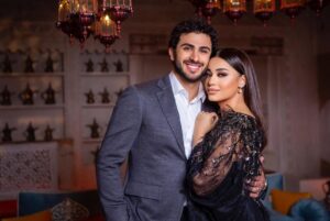 Rahma Riyad Instagram - تونسنا وياكم بهالليلة الحلوه في #ليالي_رمضان 🌙
والأجواء كلش تخبل ويا إلهام وخالد المبدعين✨

وانتو خبرونا شلون جانت الحلقة؟!

@mbc1 | @mbciraqtv 

#رحمة_رياض | #الكسندر_علوم