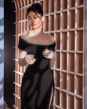 Rahma Riyad Instagram - ‎شكرًا من كل قلبي لأقوى فريق عمل
قدمتو النا موسم رائع بكل المقاييس..

@mbciraqtv | @iraqidol 

‎سعيدة جدًا بوجودي ضمن هيج فريق محترف وينطي
من كل قلبه حتى يقدم المواهب العراقية بأجمل صورة..
كلمة شكر ما توفيكم حق تعبكم ومجهودكم الجبار..
أحبكم هواي وراح اشتاقلكم ❤️

@rebeccafgeagea | @eddykhoury7 | @almtv72
@kamiltanios | @emileslailaty 
@alibader7 | @wadihabiraad 

‏‎#رحمة_رياض | #RahmaRiad 
‏‎#عراق_ايدول | #iraqidol