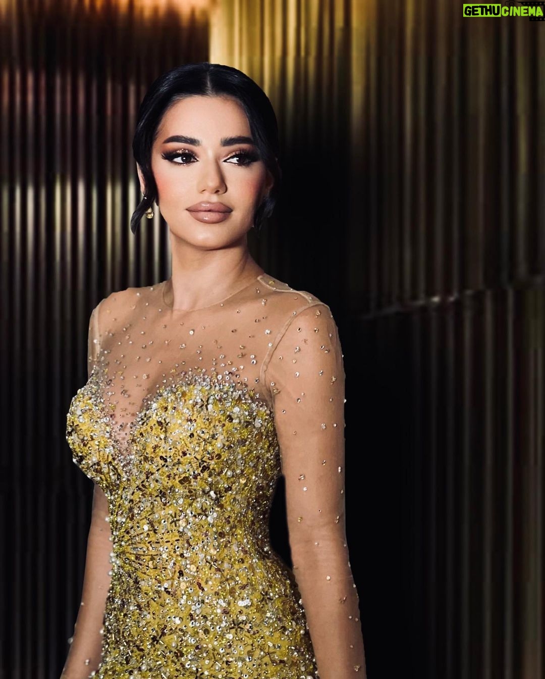 Rahma Riyad - 330.7K Likes - .
اطلالتي ليلة امس من أفراح عائلة الآلوسي الكرام في #بغداد الحبيبه، كانت ليله رائعة استمتعت وياكم كلش ❤️
Styled by @cedrichaddad
Dress by @labourjoisie
Makeup by @zeinaibrahim_beauty
Hairstyle by @beauty_center_rosoleen
#RahmaRiad | #رحمة_رياض