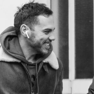 Raige Instagram - Today is a good day ☀️

Oggi esce #MateriaTerra di @mengonimarcoofficial e io sono orgoglioso e onorato di aver partecipato, con le mie parole, a due splendide canzoni ❤️‍🔥
Le trovate in due versioni diverse, con e senza featuring, rispettivamente di @sonolamadame e @gazzelle__ 

#MiFiderò scritta con @riccardoscire, @tmtonymaiello e Marco 

#IlMenoPossibile scritta con @aaandreapula, @simone.cremonini.9, @d.whale e Marco.

Grazie alla mia squadra ❤️
@warnerchappellmusicitaly @mr.lodaloda @cvltomusicgroup @janiranoa