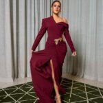 Raisa Andriana Instagram – My look for The Grammys!

Makeup // @archangelachelsea @lancomeofficial 
Styled // @ivanteguhsantoso 
Dress // @digo.designs 
Accesories // @tuloladesigns