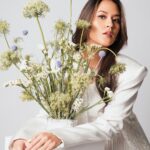 Raisa Andriana Instagram - Bonjour Madame #STARRING @raisa6690 Photographer @winstongomez #winstongomez Mua @bubahalfian Stylist @elcofrebliaman Hair @ibaayy___ Studio @11.11studiojakarta Nails @linneabeautybar_id Florist @talula.florist Outfit @faradilathelabel #Raisa 11.11 Studio Jakarta