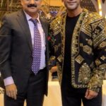 Rajkummar Rao Instagram - Thank you @cpmumbaipolice @mumbaipolice for such an extraordinary event last night. #Umang2023. It was such a pleasure to meet all of you and your families. Mumbai Police~ Sadrakṣaṇāya Khalanigrahaṇāya