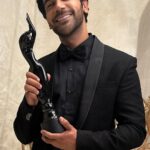 Rajkummar Rao Instagram - Won the Best Actor Popular Award last night at the 68th Filmfare Awards 2023 for #BadhaaiDo. Thank you God 🙏😇 This one is very very special. My 4th black lady and this wouldn’t have been possible without you my love @patralekhaa who always pushes and encourages me to do good work. Thank you love for always being there. Thank you my most beautiful family both in Gurgaon and Shillong. Big Thanks to YOU guys, our audience for giving so much love to our #BadhaaiDo. I love you guys ❤️ Thank you @filmfare @jiteshpillaai and the most wonderful Jury. Thank you #Harshwardhan Kulkarni mere bhai and congratulations. You’re a magician and always keep this magic alive. #BadhaaiDo gave me a brother for life. @bhumipednekar Mubarak ho meri dost. Thank you for being such a wonderful Co-actor and for taking this beautiful journey with me, nobody could’ve played Suman better than this. Buddy hai yaar tu. Thank you @sheeba.chadha ji for that hug on the terrace. Every Shardul needs a mother like you. Congratulations on your win. Thank you @chum_darang @gulshandevaiah78 and @seemabhargavapahwa ma’am #ShashiBhushan for adding so much to this story with your sheer performance. Thank you @jungleepictures @amritapndy for backing this beautiful story. Thank you #VinitJain sir for your trust on this story. Thank you @anishjohn83 mere bhai for making this process so joyful and for your immense talent and just for being you. Thank you #Akshat and @sumadhikary for bringing this important story alive for the world and congratulations guys. Thank you @ameetdhanwani , #Mamta #Bhavna #Anup the whole team at @jungleepictures. Thank you @swapsagram mere bhai. #Prateek #Kirti @rohitrchaturvedi you guys are phenomenal and I love you guys. Thank you @itsamittrivedi #Khamosh and @vijayganguly ❤️ for such beautiful music and choreography. #LoveIsLove 🏳️‍🌈 ❤️ And for those of you who haven’t seen this beautiful film yet. It’s available on @netflix_in ❤️