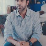 Rajkummar Rao Instagram – Jubilee star bann ne ke baad bhi akal nahi aayi iss Madan Kumar ko 😡 but this is the last time it’s happening I swear! 

#JubileeOnPrime New Series, Apr 7 only on @primevideoin

@motwayne @prosenstar @aditiraohydari @aparshakti_khurana @sidhant @wamiqagabbi @iamramkapoor @nandishsandhu @shwetabasuprasad11 @andolanofficial  #ad
