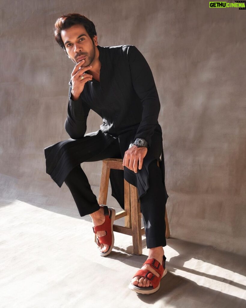Rajkummar Rao Instagram - @happenstanceofficial is all about emotion. An emotion towards comfortable shoes and sandals. For comfort to be eternal, technology is paramount. My Happenstance Hunk sandals are at the intersection of both, with adequate shock-absorbing outsoles, and cushiony footbeds that put function first. The rest follows. The Most Comfortable Men's Sandals Shop now at Happenstance.com #MyHappenstance #MensStyle #comfortableshoesandsandals