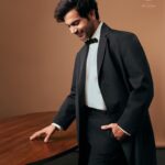 Rajkummar Rao Instagram - GQ India MOTY Progressive Powerhouse Awardee Rajkummar Rao, presented by Audi. Shot by Neha Chandrakant Styled by Selman Fazil Jumper, jeans,and sneakers: Dior Men (@dior) Look 2: Coat, shirt, trousers,and bow tie: Gucci (@gucci) Look 3: Jacket, shirt,and jeans: Countrymade (@countrymade_in) @audiin #RajkummarRao #GQMOTY2022 #GQIndia #AudiIndia