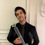 Rajkummar Rao Instagram - Won the Best Actor OTT Performer of the year award at #HTCityOTTPlayAwards2023 for both #Guns&Gulaabs and #MonicaOMyDarling. Gratitude. 🙏🙏 ❤️ @htcity @ottplayapp