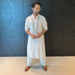 Rajkummar Rao Instagram - Diwali 🪔❤️ Styled by @rahulvijay1988 1: Designer: @anamikakhanna.in 2: Designer: @kunalrawalofficial 3: Designer: @rohitgandhirahulkhanna 4: Designer: @qbikofficial 5: Designer: @anamikakhanna.in 6: Designer: @divyammehta