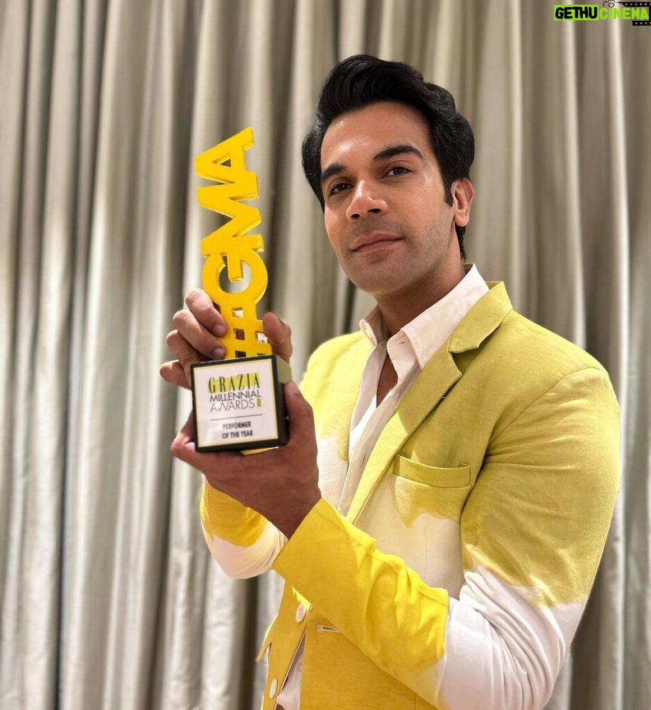 Rajkummar Rao Instagram - Overwhelmed to win the Performer of the Year Award at the Grazia Millennial Awards 2023 for #BadhaaiDo and #MonicaOMyDarling @graziaindia