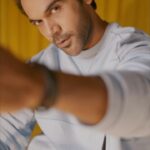 Rajkummar Rao Instagram - This was lot of fun. Thank you @elleindia Outfit : @onitsukatigerofficial @onitsukatigerindia Videographer : @shubhammandhyanphotography @kartikeya_tandon8 Fashion Stylist : @harmann_kaur_2.0 (@entouragetalents) Hair : @vijay.p.raskar Make Up : @nitin.ntd Branding Manager : @aangss Assisted by : @anokha_ann (fashion styling), @_ferb (videography) Edited by @thelimitededitionboy Production : @cutlooseproductions Artist’s reputation management : @media.raindrop