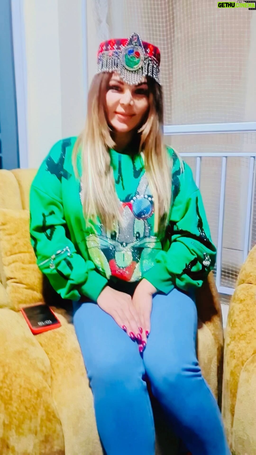 Rakhi Sawant Instagram - Big Project Coming Up😉 #fahadasadfan❤️ #fahadmates #fahadasadofficial #insta #instagood #instadaily #instagram #instalike #instafashion #instamood #instalove #instacool #instareels #innovation #instafollow #trending #fbreelsvideo #fyp