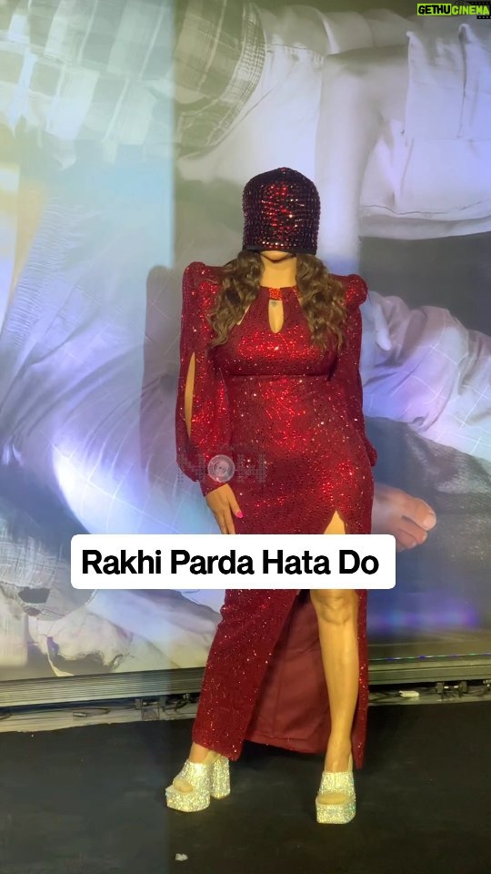 Rakhi Sawant Instagram - Rakhi ji Parda Hata Do!😍 #rakhisawant #BollywoodNow #bollywoodfashion #celebrity #celebfashion