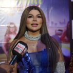 Rakhi Sawant Instagram - @rakhisawant2511 raising voice for Imran Khan PTI • • @filmfare @film.gyan @instantbollywood @filmygyan @rakhisawant2511 #bollywoodsongs #bollywoodinsta #dramaqueen #filmfare #filmgyan #instabollywood #rakhisawant #dxb #emirates #instagramreels #trending #dawndotcom #foryoupage Dubai , UAE