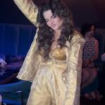 Rakhi Sawant Instagram - Dekhiye @rakhisawant2511 ka dance - Josh bhara, energy-packed, and full-on dhamaal!😍💃 #tellytalk #tellytalkindia #rakhisawant #rakhikadance #rakhiji