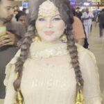 Rakhi Sawant Instagram - Ladies and gentlemen Rakhi Sawant straight from Punjab with this stunning Punjabi dressing style😍😍 Comment down your thoughts on this!! #rakhisawant #punjabistyle