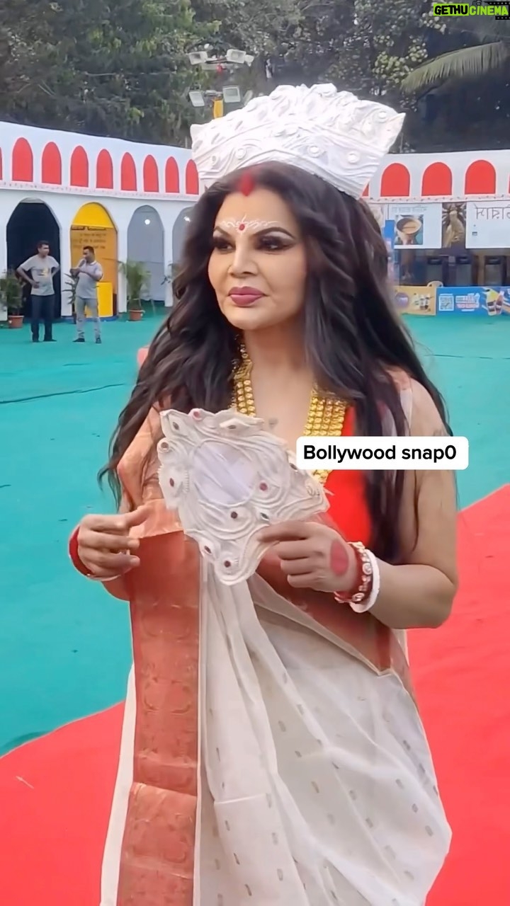 Rakhi Sawant Instagram - #rakhisawant in Bengoli look 😍😍✨ @rakhisawant2511 Mumbai, Maharashtra