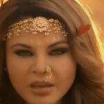 Rakhi Sawant Instagram - Cutest Chudail Juli urf Rakhi Rakheshwari 🐍 Naagin ki Khani Esi ki Dil Chu Jaye @rakhisawant2511 #rakhisawant @ektarkapoor #naagin6#pratha #prarish #maheckchahal #colorstv #mouniroy #arjunbijlani #surbhijyoti #niasharma #rubinadilaik #naagin5 #naageshwari #teja #shivanya #naaginbhagyakaazehreelakhel #tellywood #biggboss16 #naagin #anitahassanandani #starplus #imouniroy #tejran #shesha#tejasswiprakash #prarish #naaginwood
