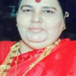 Rakhi Sawant Instagram - Maa, I love you I miss you without you my life is nothing I am alone mother where are you can’t live without you miss you every day I’m calling you pick up my call mother why are you not taking my call why are you not answering me I’m tired calling you🥲💔💔💔😭😭😭💐💐💐🌺🌺🌺