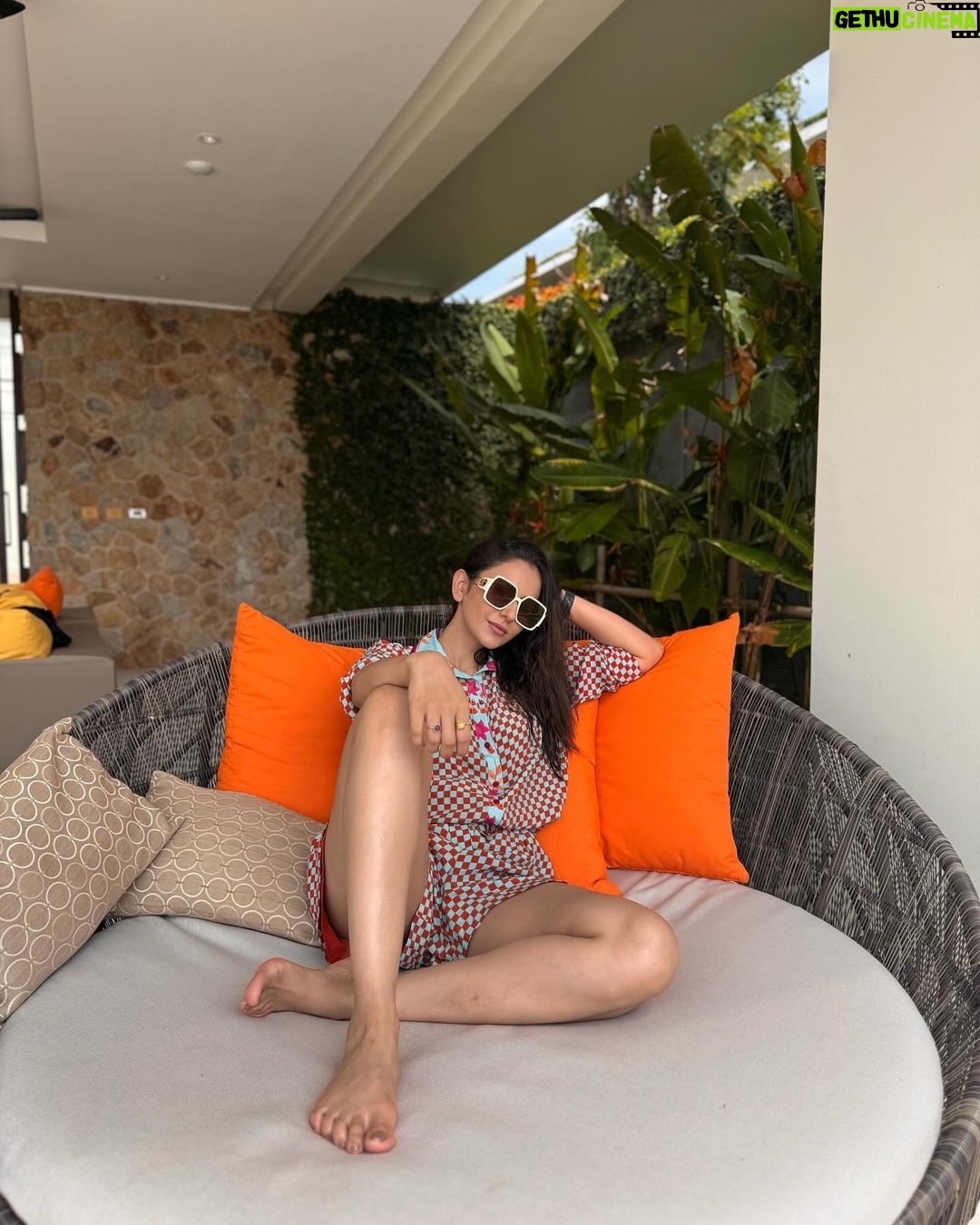 Rakul Preet Singh Instagram - Serial chiller 🧡