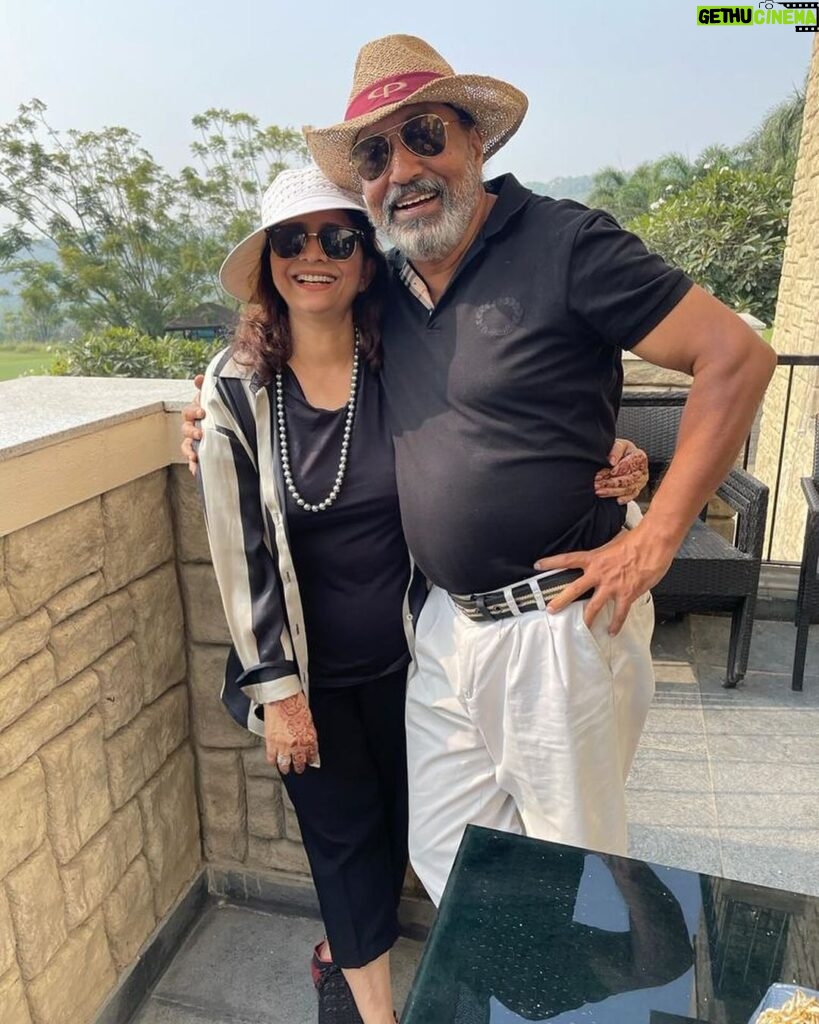 Rakul Preet Singh Instagram - Happppy anniversary mommy poppy ❤️ thankyou for making us believe in love and showing us what true companionship is. The respect you have for one another is the most precious thing!! May you be blessed with joy always and may you keep travelling and sending us more n more pics on the group ❤️ love you both so much 🤗🤗🤗 @kayjay.singh @ri.ni112 @aman01offl