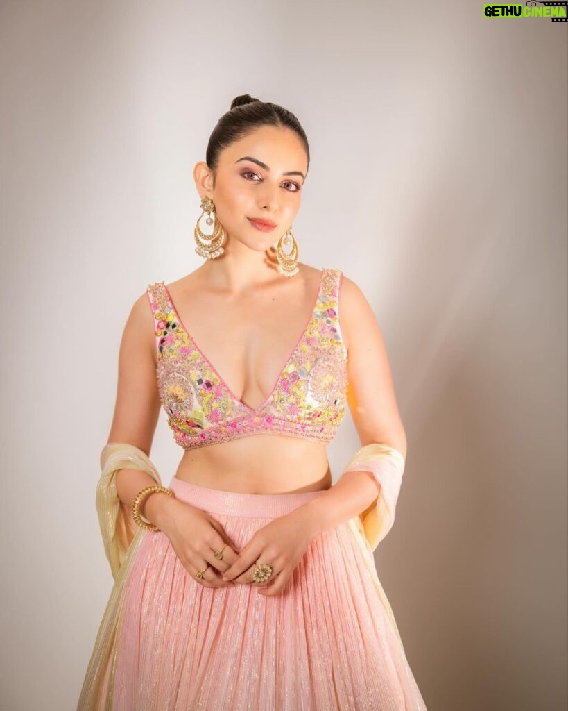 Rakul Preet Singh Instagram - Blush tones 🌸 Outfit @monikanidhii Jewellery @sanzanyjewels Styled by @anshikaav Assisted by @bhatia_tanisha Makeup @im__sal Hair @aliyashaik28 Shot by @deepak_das_photography
