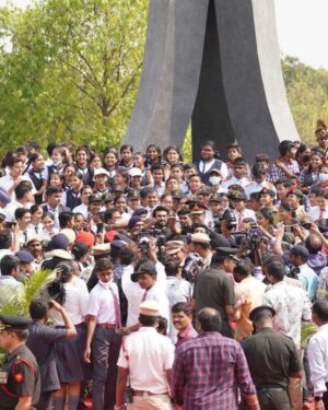 Ram Charan Instagram - Truly an honour to be a part of the Azad Ka Amrit Mahostav to pay tribute to the real heroes who sacrificed their lives for our freedom 🙏🙏

#75yearsofIndependence #IndianArmy
