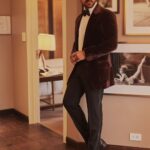 Ram Charan Instagram – Honoured to be representing Indian Cinema at the Hollywood critics awards along with @ssrajamouli and MM.Keravani garu. I’m proud of the recognition we received as team RRR tonight. Thank you for having me as a presenter & Angela Bassett, I’m looking forward to my selfie with you soon.@RRRmovie @HCACritics 2023.  Shot by :- @arifminhaz  styled:- @nikitajaisinghani @tomford