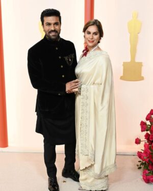 Ram Charan Instagram - Oscar Love ❤️ 
#oscar2023 
Thank you @ssrajamouli Garu & family 
We are here for India 🇮🇳 #jaihind 

Dream team 
@nikitajaisinghani for styling ram 
@sandysartistry hair and make up 
@jayantireddylabel my saree
@binagoenkaofficial my exquisite jewels 
@arifminhaz photos 
@magic.energy spiritual balance 
@swamynathkorlapati & @prashanthkunchapu biggest support.