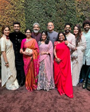 Ram Charan Instagram - Oscar Love ❤️ 
#oscar2023 
Thank you @ssrajamouli Garu & family 
We are here for India 🇮🇳 #jaihind 

Dream team 
@nikitajaisinghani for styling ram 
@sandysartistry hair and make up 
@jayantireddylabel my saree
@binagoenkaofficial my exquisite jewels 
@arifminhaz photos 
@magic.energy spiritual balance 
@swamynathkorlapati & @prashanthkunchapu biggest support.