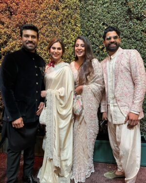 Ram Charan Instagram - Oscar Love ❤️ 
#oscar2023 
Thank you @ssrajamouli Garu & family 
We are here for India 🇮🇳 #jaihind 

Dream team 
@nikitajaisinghani for styling ram 
@sandysartistry hair and make up 
@jayantireddylabel my saree
@binagoenkaofficial my exquisite jewels 
@arifminhaz photos 
@magic.energy spiritual balance 
@swamynathkorlapati & @prashanthkunchapu biggest support.