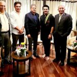 Ram Charan Instagram – It was wonderful meeting  Anand Mahindra Ji & CP Gurnani Ji at @MahindraRacing
 
Wishing them great success at the Formula E racing!

Thank you @ktrtrs Garu and the Govt of Telangana for truly putting Hyderabad on global map by bringing such amazing initiatives to our city.

#CheerForTeamMahindra @greenkohyderabadeprix