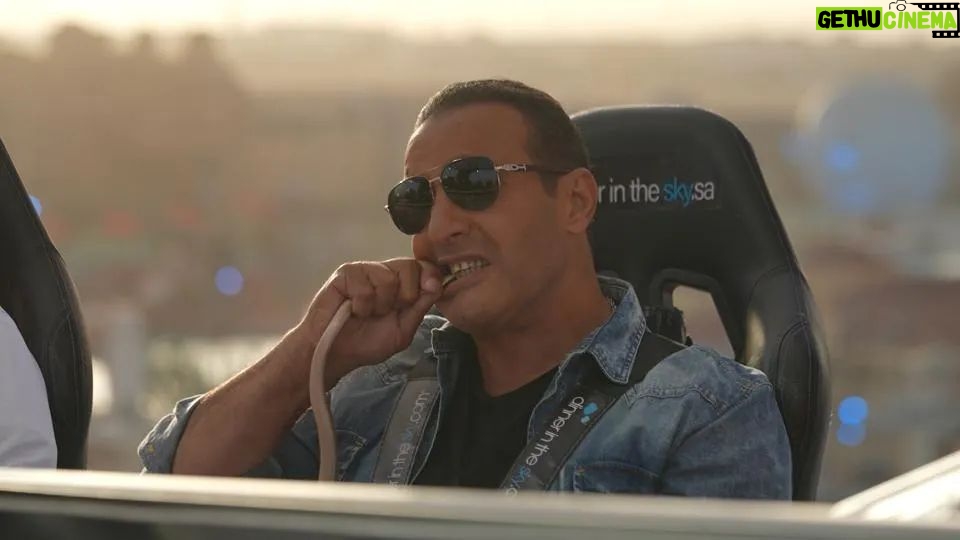 Ramez Galal Instagram - السقا وهو بيحلي بالتعبان 🙆♂️😀😀