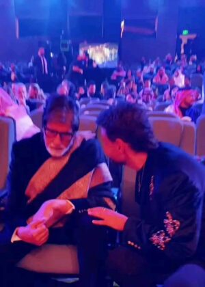 Ramez Galal Instagram - عندما تلتقي الاساطير 🔥🔥😍
#رامز_جلال @amitabhbachchan
