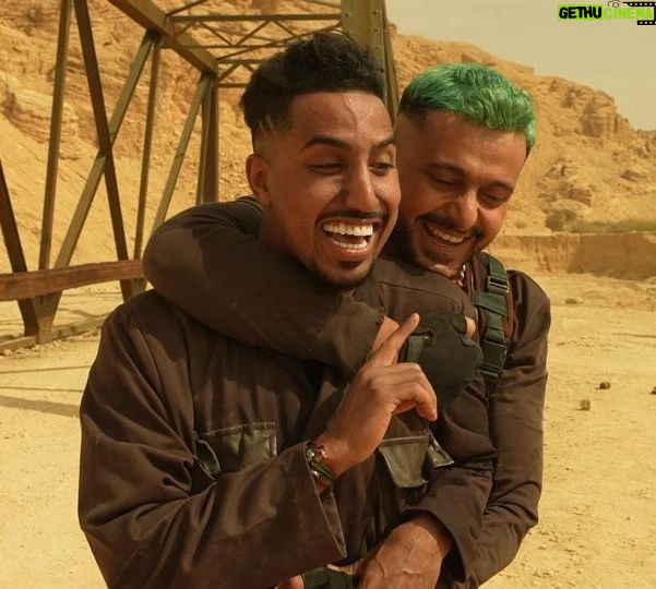 Ramez Galal Instagram - الحمدلله سالم خرج من المقلب سالم 👍😂💪 #رامز_موفى_ستار