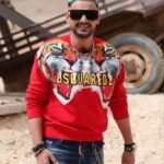 Ramez Galal Instagram - اللي هيتريق على النضاره 😎 هنخطفه على المغاره 😂 #رامز_موفي_ستار #رامز_جلال