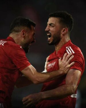 Ramez Galal Instagram - الحمد لله من قبل و من بعد 🤲 ❤ 
يا لاعيبه الاهلي والله تستاهلي 🦅💪😍 
مبروك ال١١ 🏆🦅💪 وعقبال ال١٢ ان شاء الله
#رامز_جلال