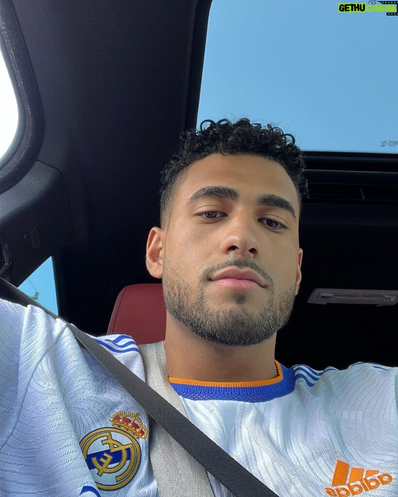 Rami Farran Instagram - A little appreciation post for the best team in the world 🏆 Madrid , España
