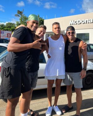 Rami Farran Instagram - Derniers souvenirs de la Martinique 🌴